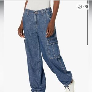 Levis 94 Baggy Light Wash Cargo Jean